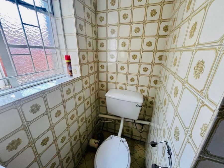 9 Bedroom Property for Sale in Bloemfontein Free State